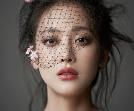 오연서, 진정한 ‘우아함’에 대하여! 아름다운 팔색조 매력 담은  화보 공개!