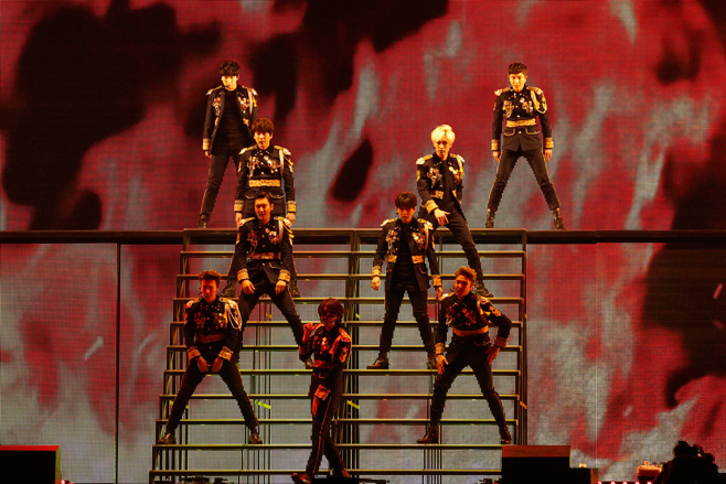 슈퍼주니어, 도쿄의 밤을 화려하게 밝히다!