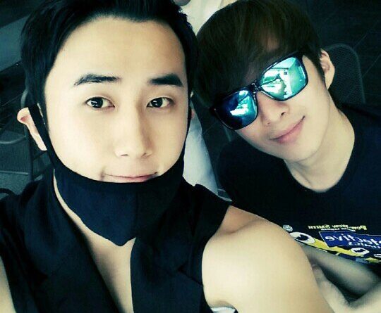 SS501 김규종, 허영생 김형준과 함께한 근황공개로 10주년 자축