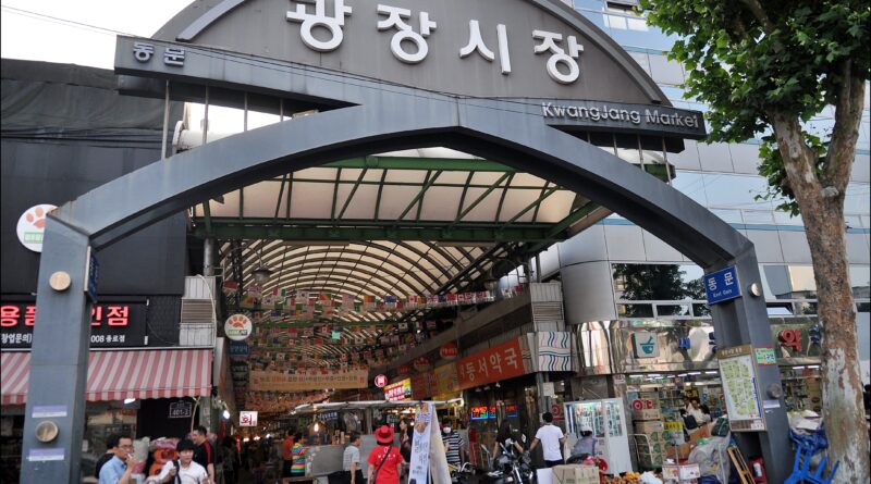 코리아 그랜드세일! 전통시장에서 즐기세요.