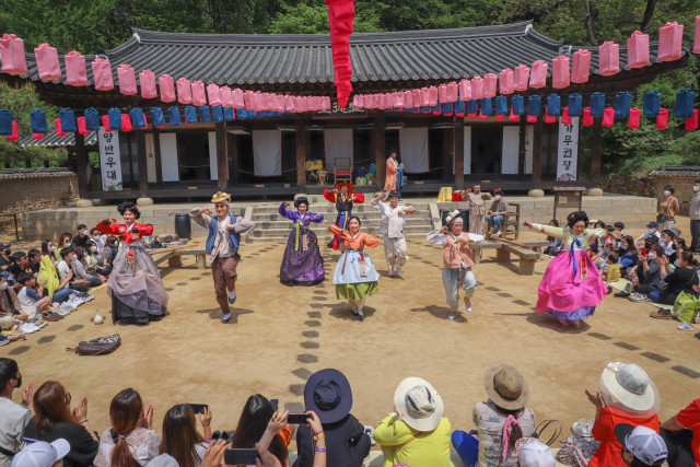 “조선의 화원이 돼 보세요” 한국민속촌, 4월 3일 ‘웰컴투조선’ 개막